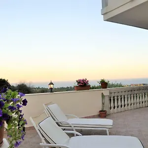 Il Belvedere Vicino Taormina , Savoca Italië